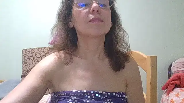 HollyJewel Chat XXX in diretta