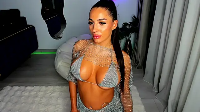 SluttyMaddy Live XXX-chat