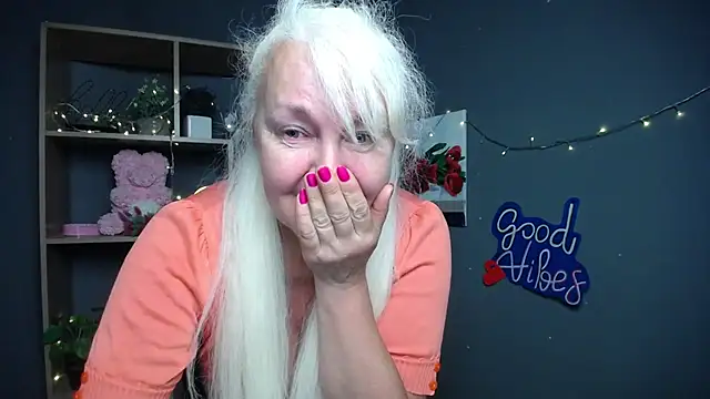 BlondyLeeBest Chat XXX in diretta