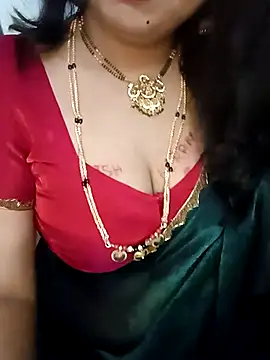 Urmila_kannada_telugu Chat XXX in diretta
