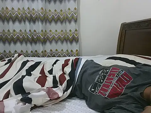 sexy__candyy Adlı Modelin Canlı XXX Sohbeti