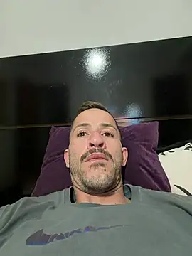 Онлайн чат XXX MeladoDiMel