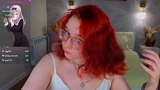 Chatroom XXX en direct de Aleks-casterrr