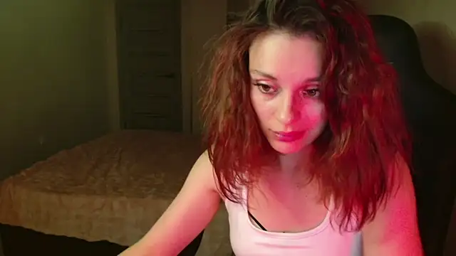 XXX chat uživo modela Mia_Luiza