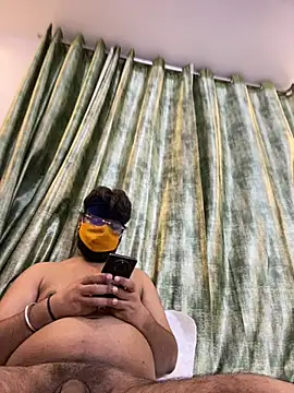 TheInvincible_meet Chat XXX in diretta