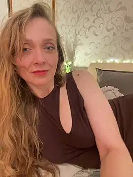 دردشة Lady_Taty الجنسية المباشرة