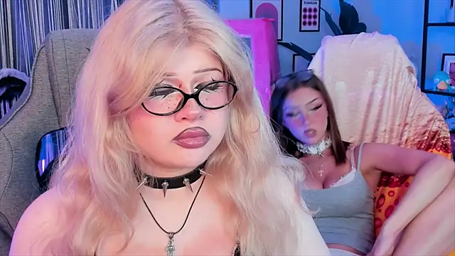 צ'אט XXX בשידור חי של LilithNlsn