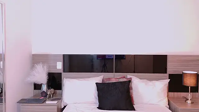 NinaGarcia – Naživo XXX chat