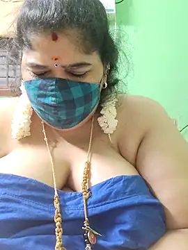 Tamil-mayasri élő XXX-chatje