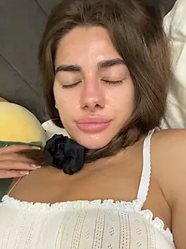 Marta--jess লাইভ XXX চ্যাট