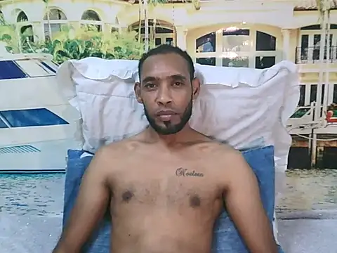 แชท XXX สดของ IndianMagicMike