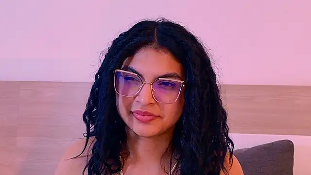 MelodyAlvarez Adlı Modelin Canlı XXX Sohbeti