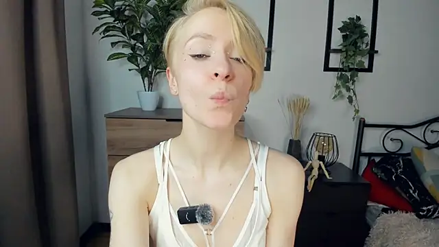 JanettePerro's Live XXX Chat