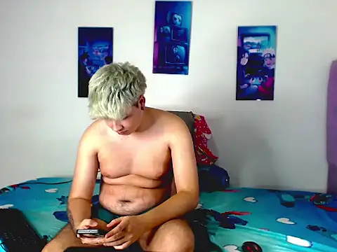 XXX chat uživo modela CrissConor