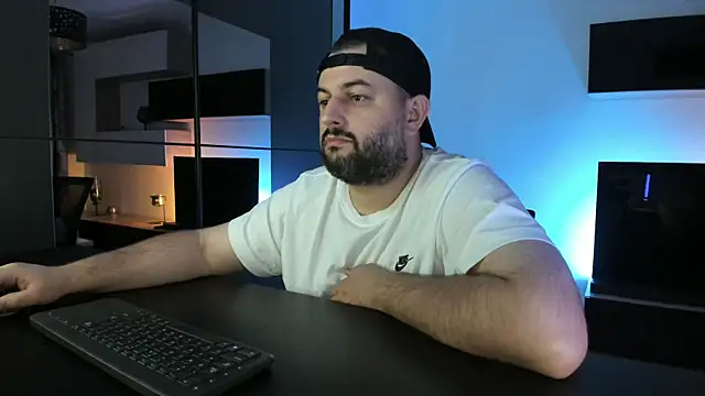 DravenPeak Live XXX Chat