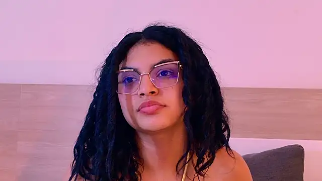 MelodyAlvarez live XXX chat