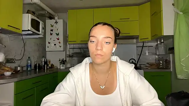 TanyaSavela live XXX chat
