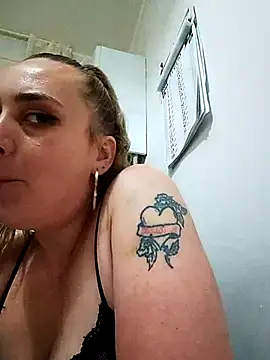 DARKLUNA_3 Webcam show