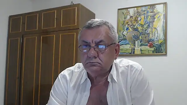 Show modela machomale3 na web-kameri
