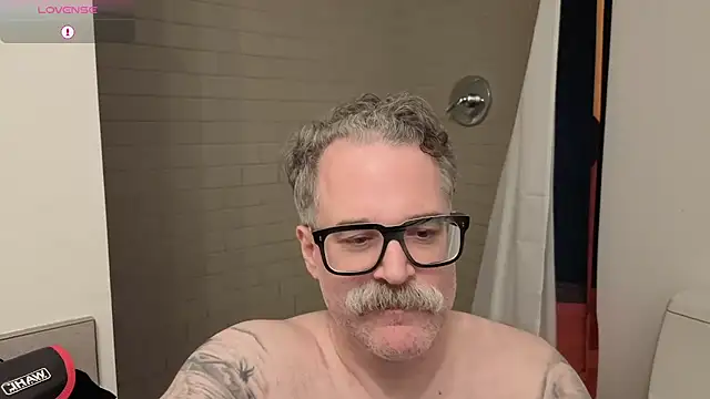 BriefsDad Chat XXX live
