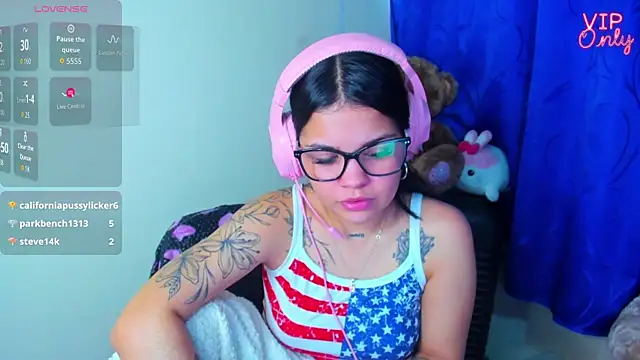 angelina_77 – Naživo XXX chat