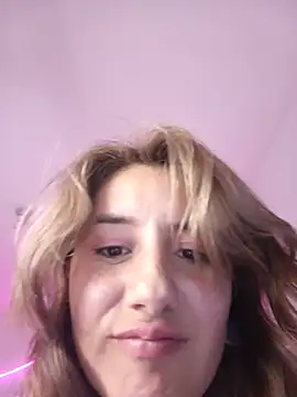 Chat +18 de LuisaLean ao vivo