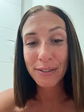 lola_tentatiion Chat XXX live