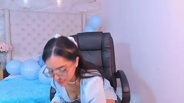 Chat +18 de AntonellaBons ao vivo
