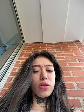 Chat +18 de Ellelie_77 ao vivo