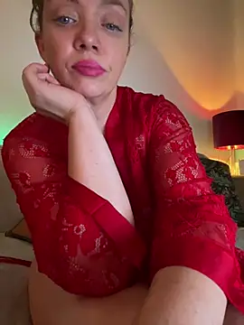 Chat +18 de FemDom_RubyKnightXXO ao vivo