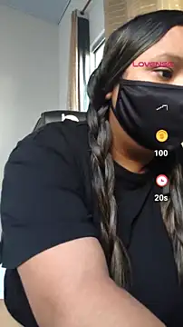 ArisaGonzalez Adlı Modelin Canlı XXX Sohbeti