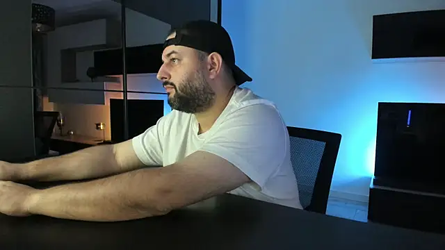 Chatroom XXX en direct de DravenPeak