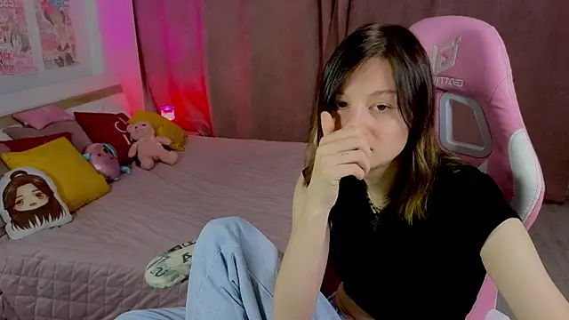 EllinEverly Chat XXX in diretta