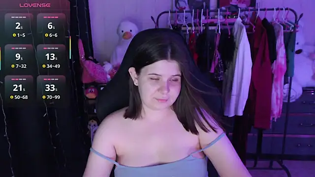 AmyVibess Chat XXX in diretta