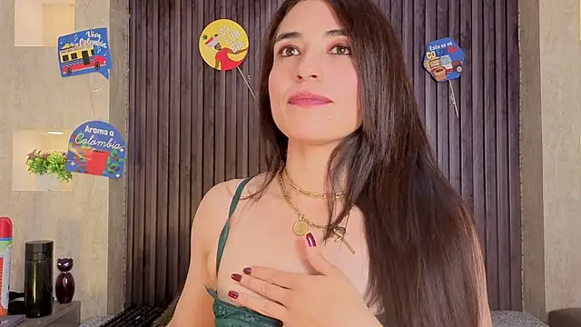 MeganNightt élő XXX-chatje