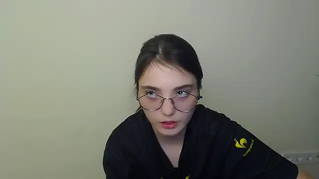 Sun_Shine__ – Naživo XXX chat