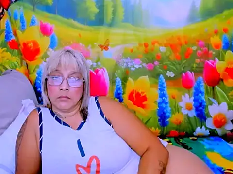 indianroxy: απευθείας συνομιλία ΧΧΧ
