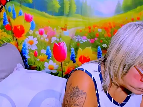 indianroxy Live XXX Chat