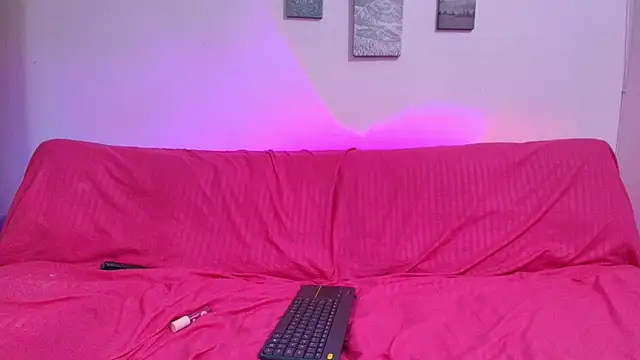 Nikki__uwu 即時 XXX 聊天
