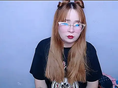 Онлайн чат XXX SubLayla01