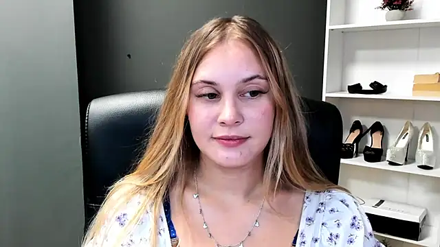 kitty_valeria Live XXX-Chat