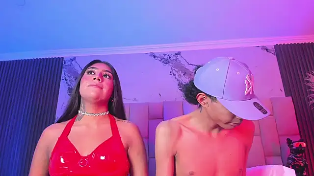 candyandmarilyn Adlı Modelin Canlı XXX Sohbeti