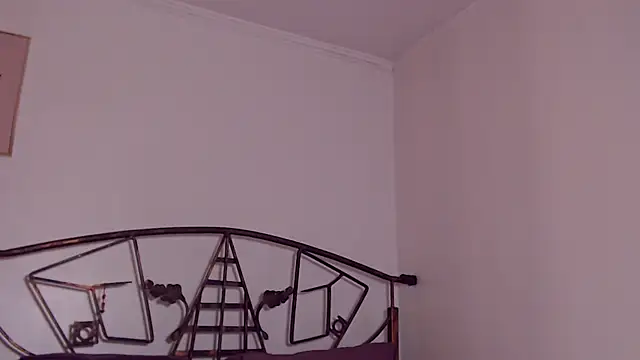 YvonneEverlee's Live XXX Chat