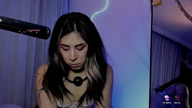Sara_Foxx1のライブXXXチャット