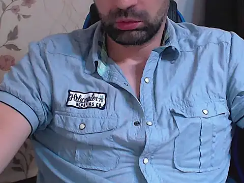 Leo_1617 Chat XXX live