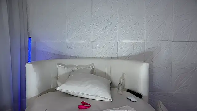 XXX chat uživo modela Reyna63