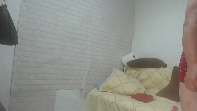 EmmaSquirt Chat XXX in diretta