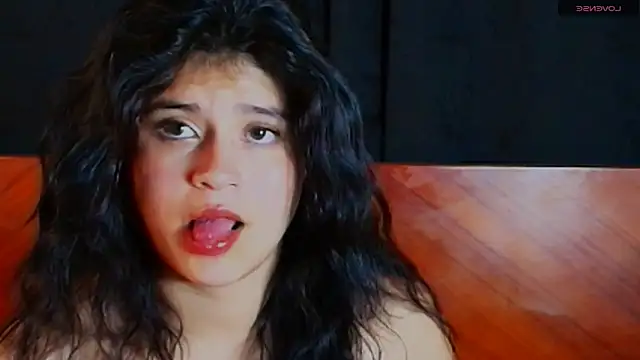 دردشة hannaa_cute الجنسية المباشرة