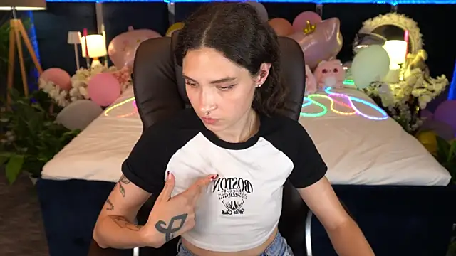 BabyFlowerr Live XXX Chat