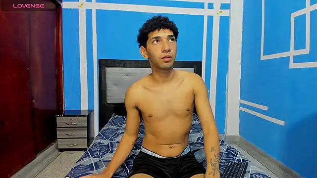 efrain_boy Live XXX-chat